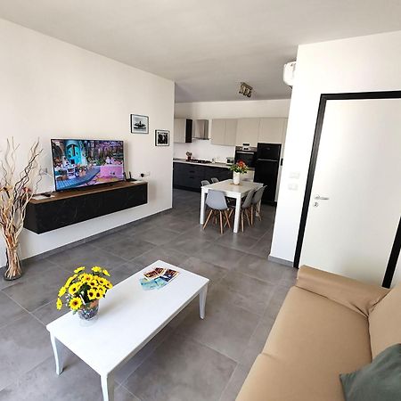 La Dama Di Loto Apartamento Lecce Exterior foto